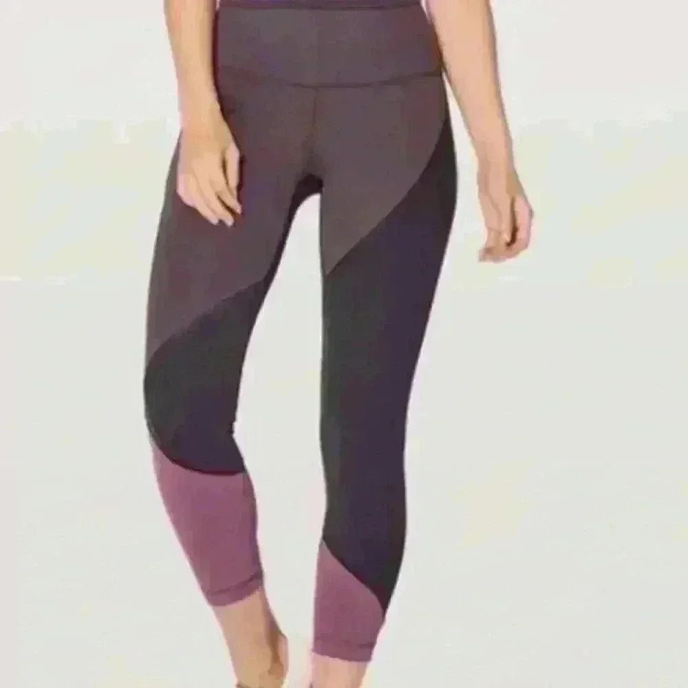 Lululemon wunder under special edition 2017 size 4 Plum Shadow multicolor